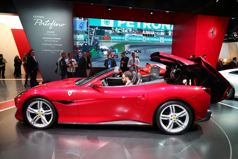 Ferrari-Portofino-3.jpg