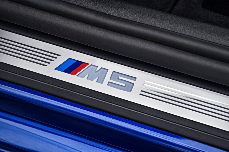 BMW-M5-31.jpg