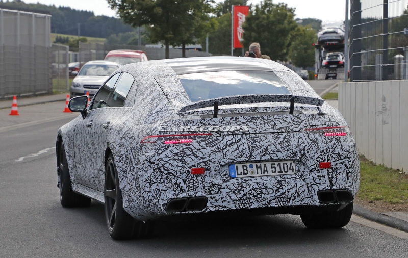 mercedes-amg-gt4-spied-in-out-12.jpg