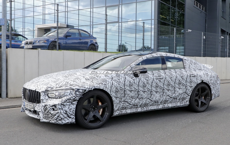 mercedes-amg-gt4-spied-in-out-7.jpg