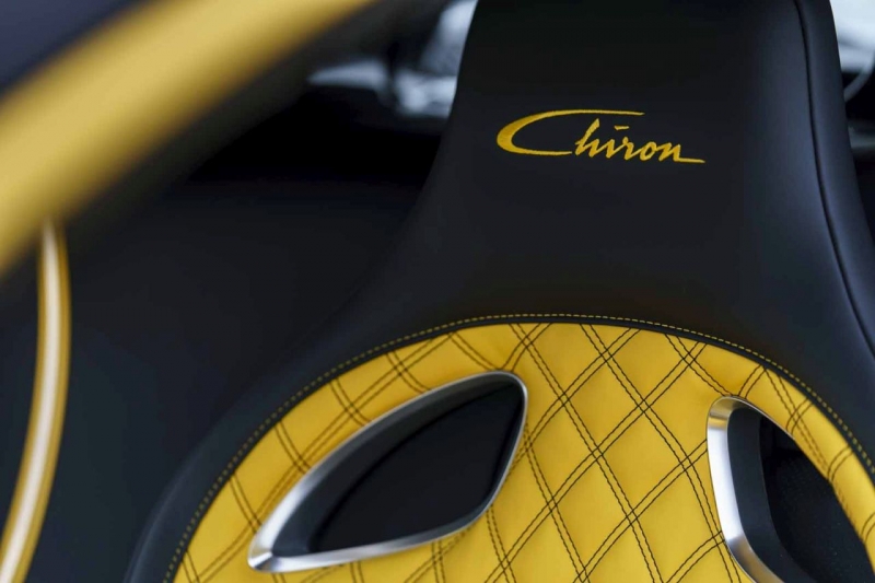 Bugatti-Chiron-Geel-zwart-07.jpg